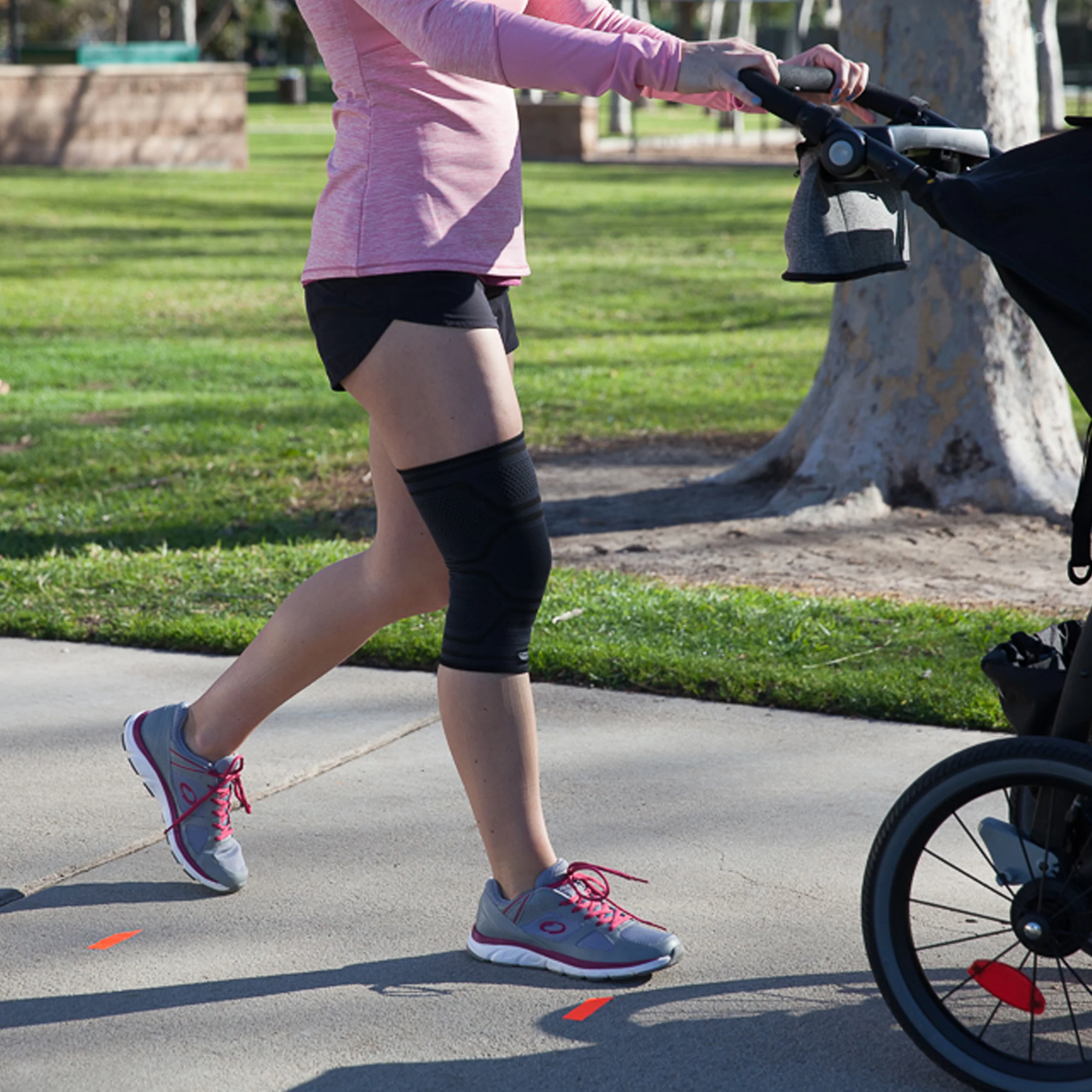 Ice Compression Knee Sleeve - Image 3