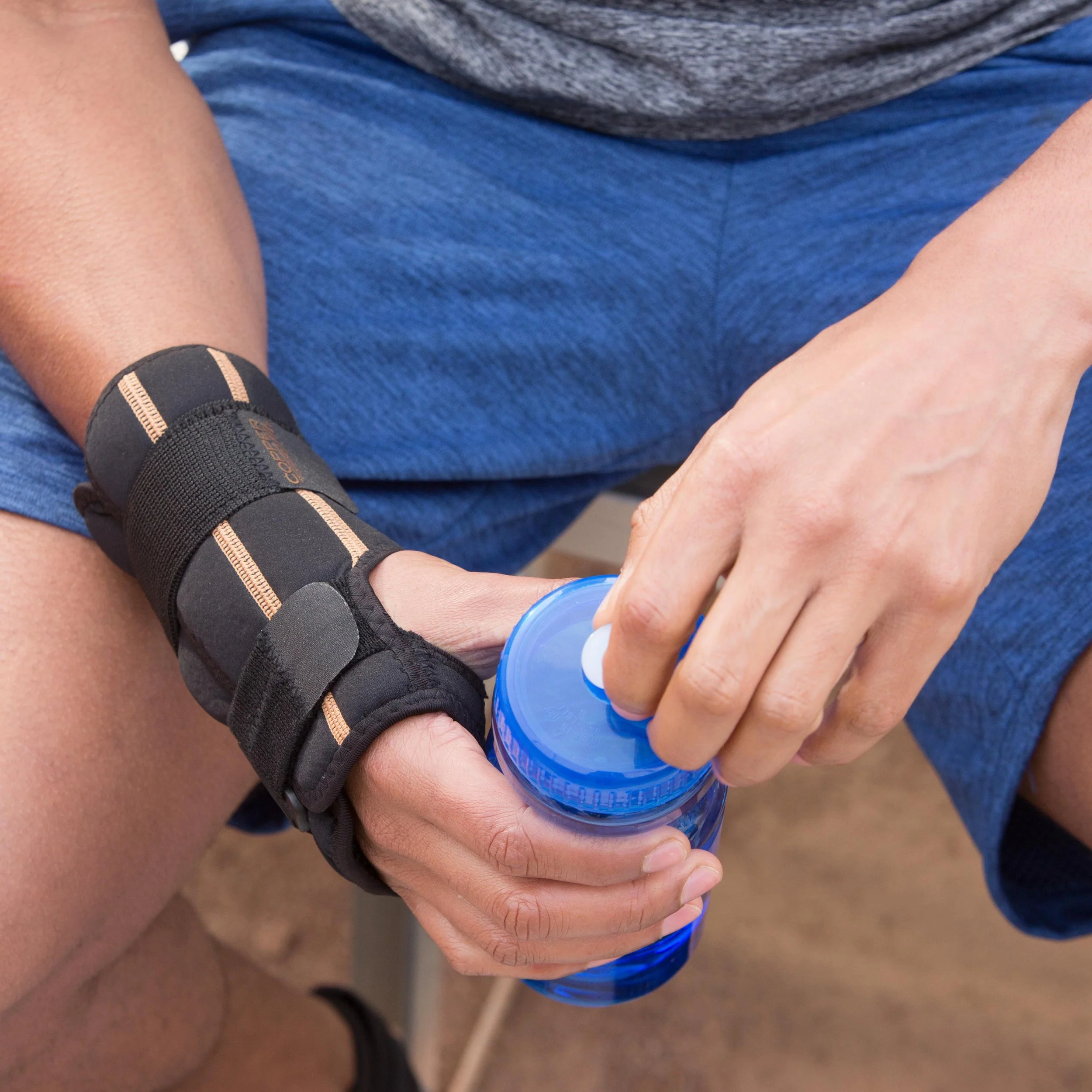 Rapid Relief Stabilizing Wrist Brace - Image 4